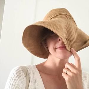 Meet your Posher, Eleanor